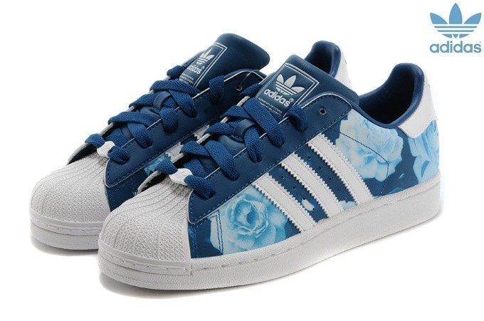 superstar adidas femme bleu electrique